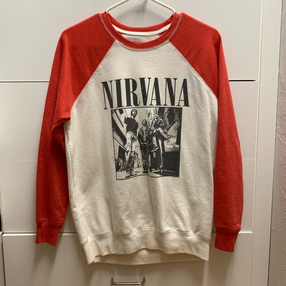 AMERICAN EAGLE X Nirvana; light sweatershirt